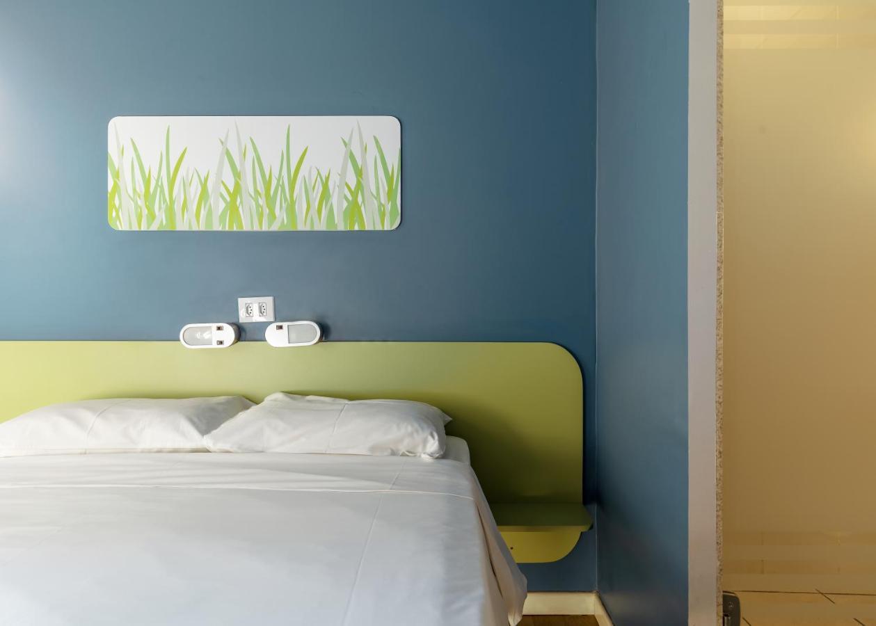 Ibis Budget Bh Afonso Pena Savassi Белу-Оризонти Экстерьер фото